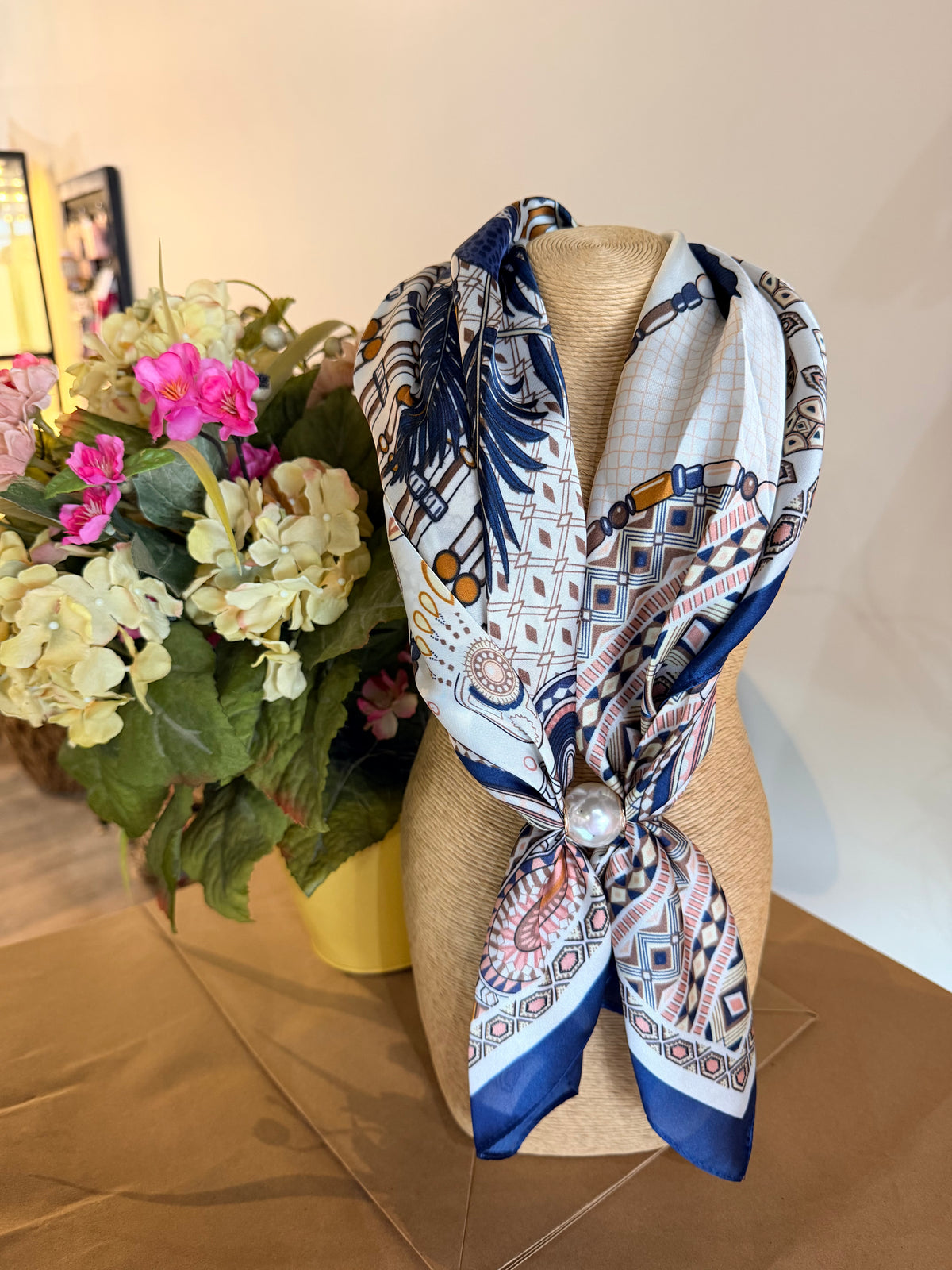 Magnetic Pearl Scarf