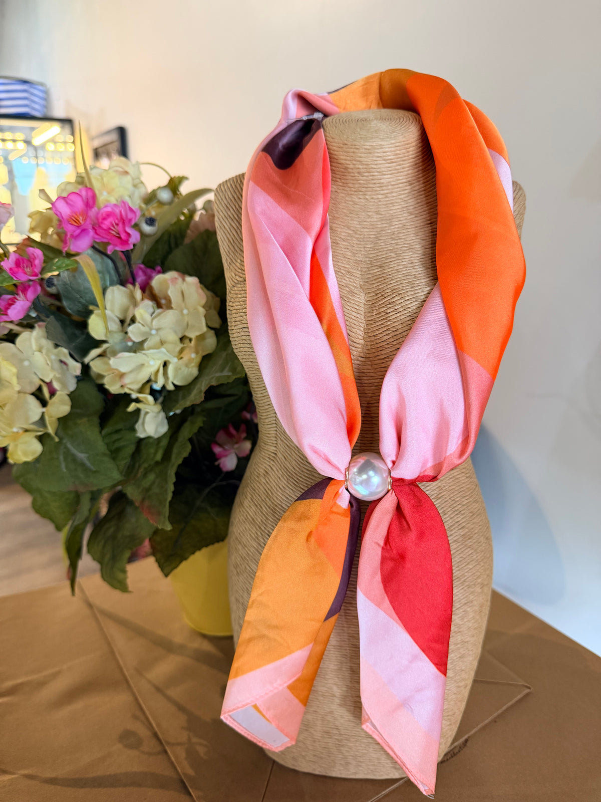 Magnetic Pearl Scarf