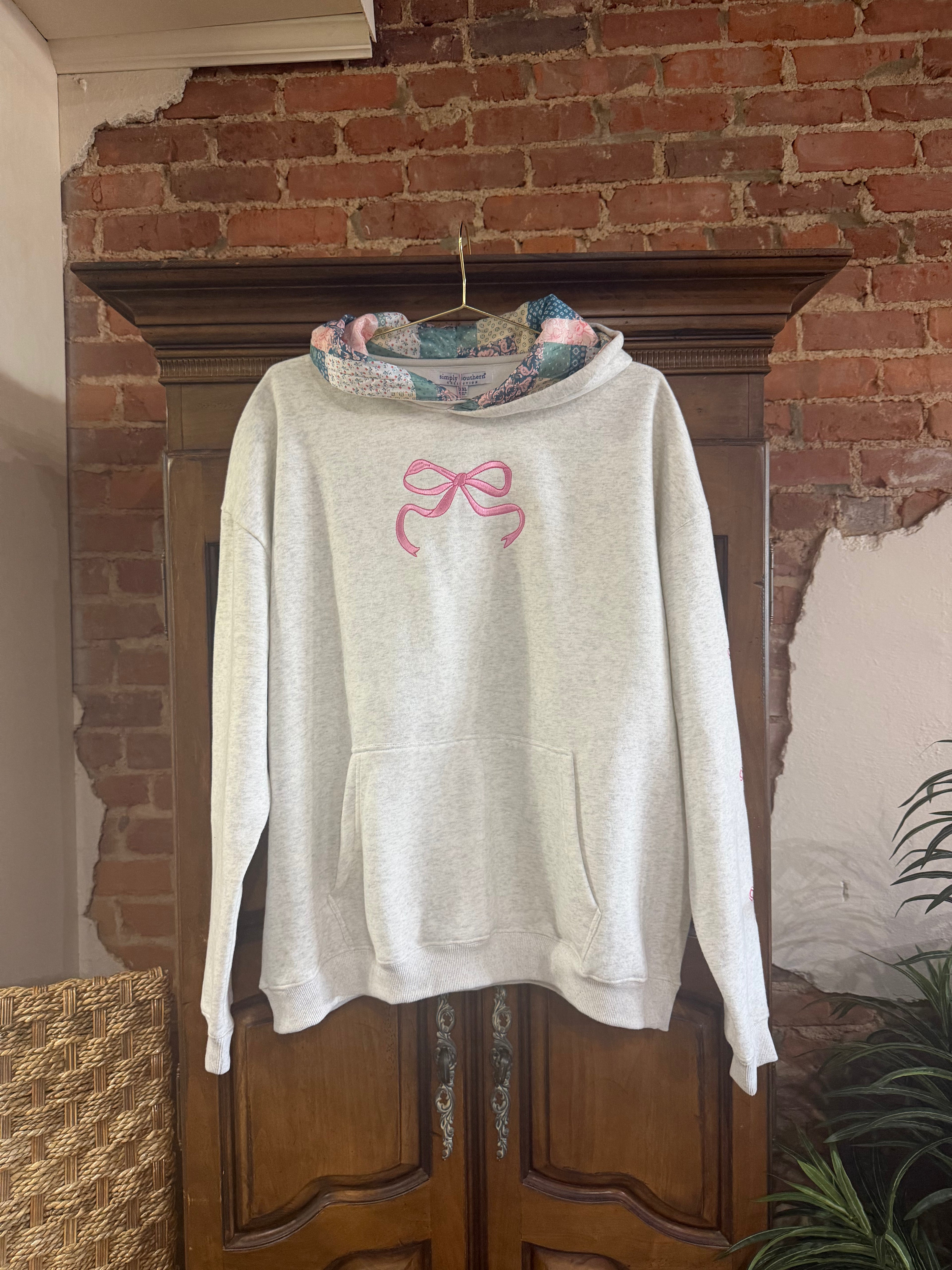 SS Quilted Bow SweatShirt