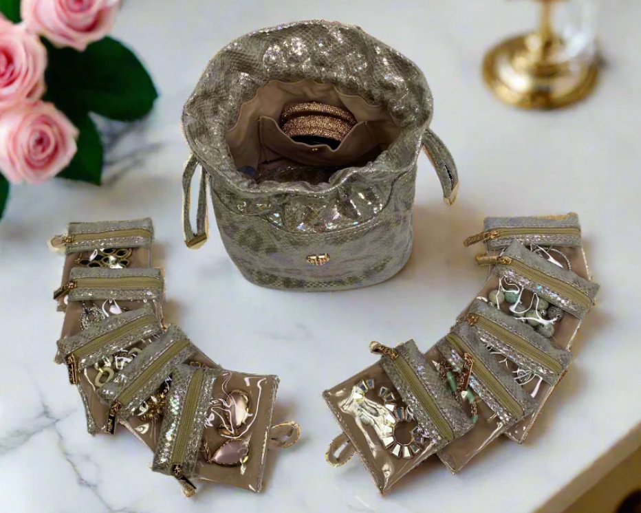 Ultra Jewelry Case
